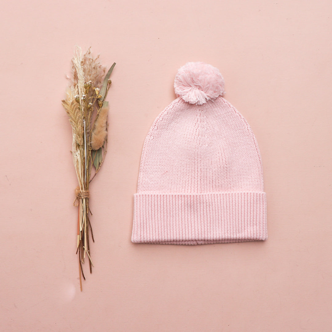 baby girls peach knitted beanie