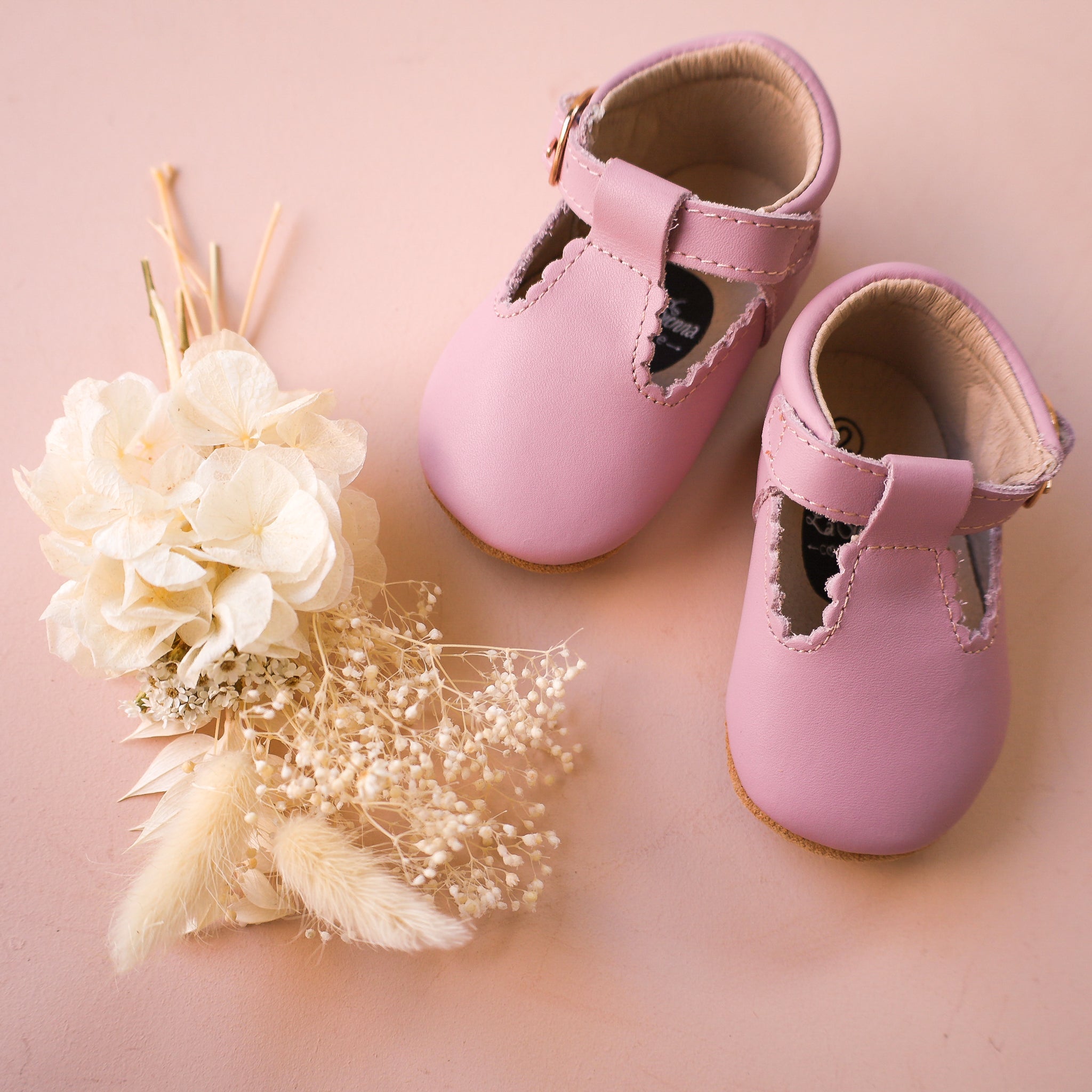 Baby girl t store bar pram shoes